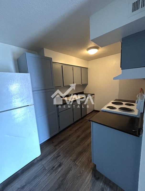 Building Photo - 6311 N Barcelona Ct