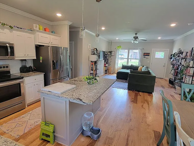 Building Photo - 3 Bedroom 2 Bath Home in Bella Vista COMIN...