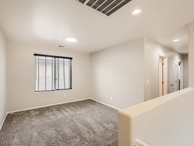 Building Photo - 6136 Carter Caves Ave