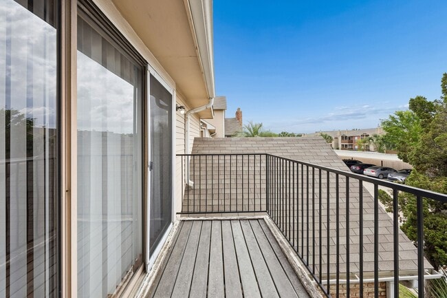 Building Photo - 2300 Old Spanish Trl