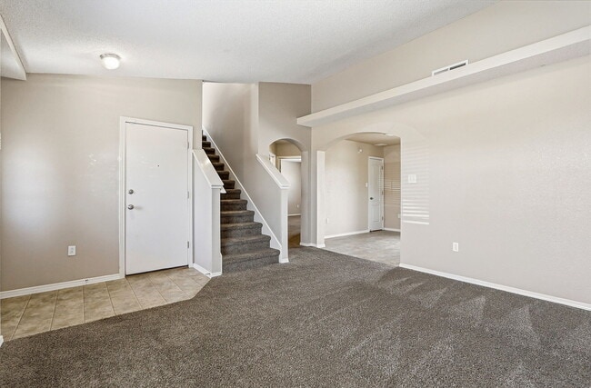 Building Photo - 14160 Lasso Rock Dr