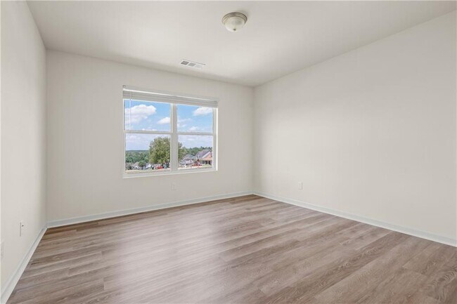 Building Photo - 631 Carlton Pointe Dr
