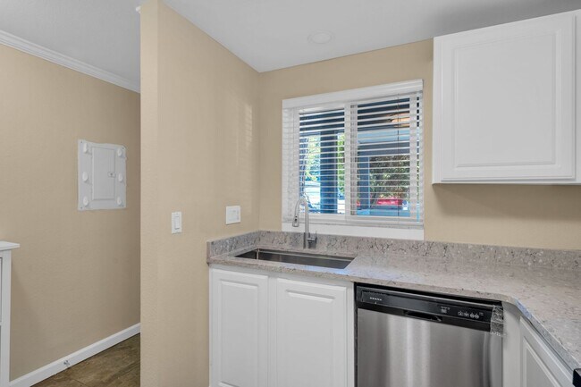 Building Photo - Easy on the Budget, Water/Sewer/Garbage/Pa...