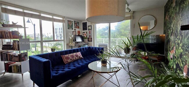 Building Photo - 1688 West Ave