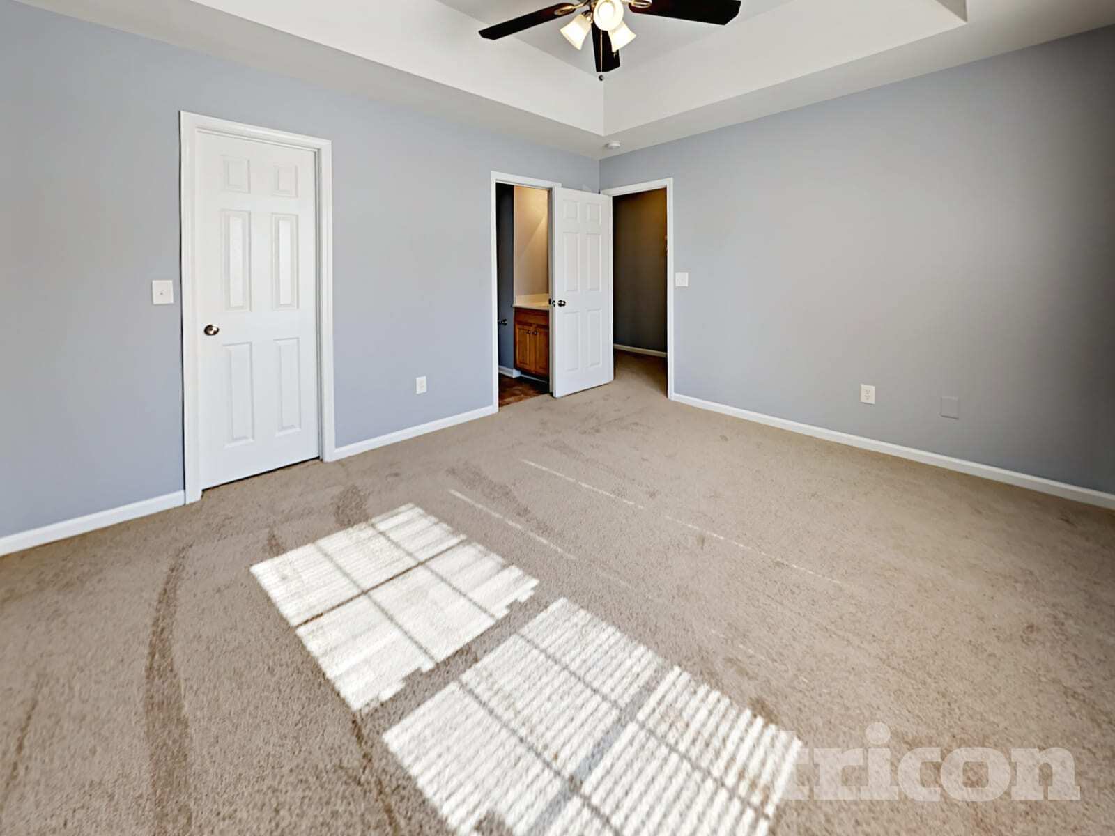 Building Photo - 930 Valley Ridge Rd