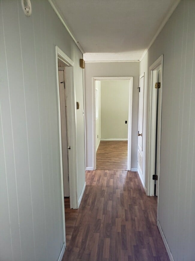 Building Photo - 2809 Green Tee Rd