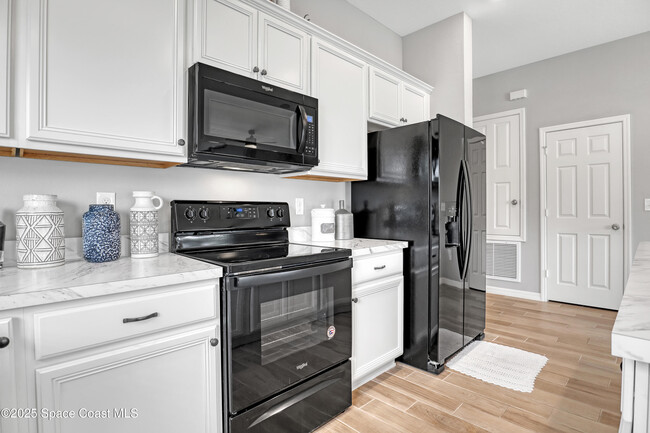 Building Photo - 7742 Prosecco Ln