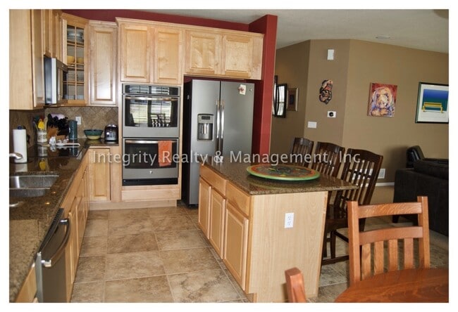 Building Photo - 10328 Longwood Way