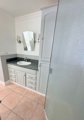 Building Photo - Charming 5-Bedroom Home in Prime Ballard Location! Open House Saturday April 4th