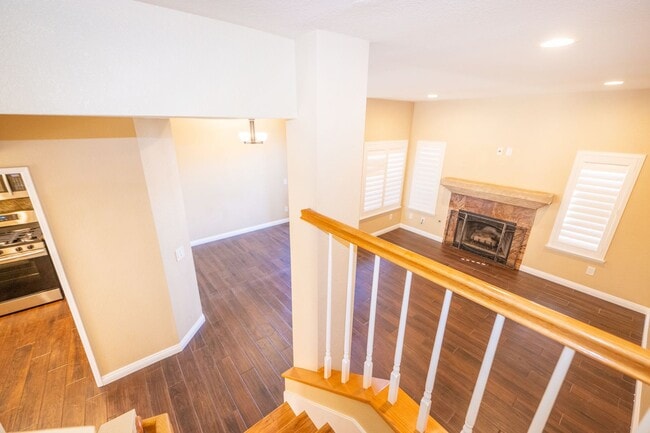Building Photo - 2BR/2.5BA Townhome with garage - READY NOW!