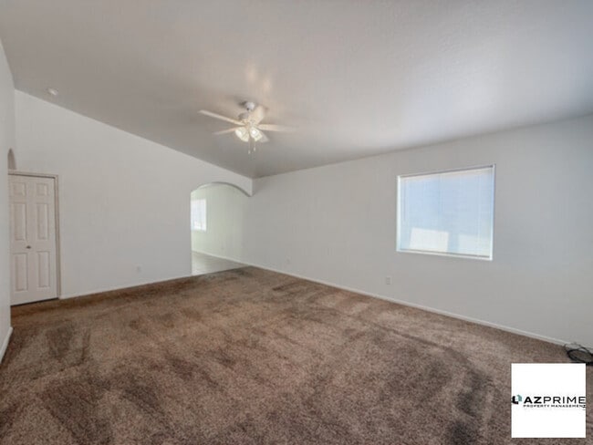 Building Photo - Gorgeous 3/2 Arizona City House!