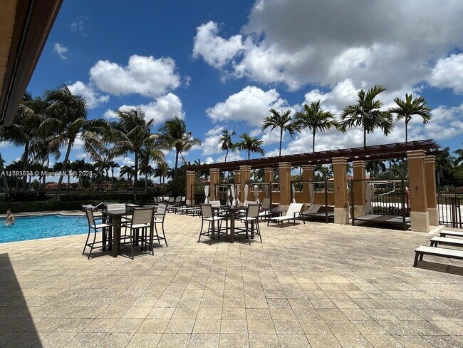 Building Photo - 3173 SW 153rd Pl