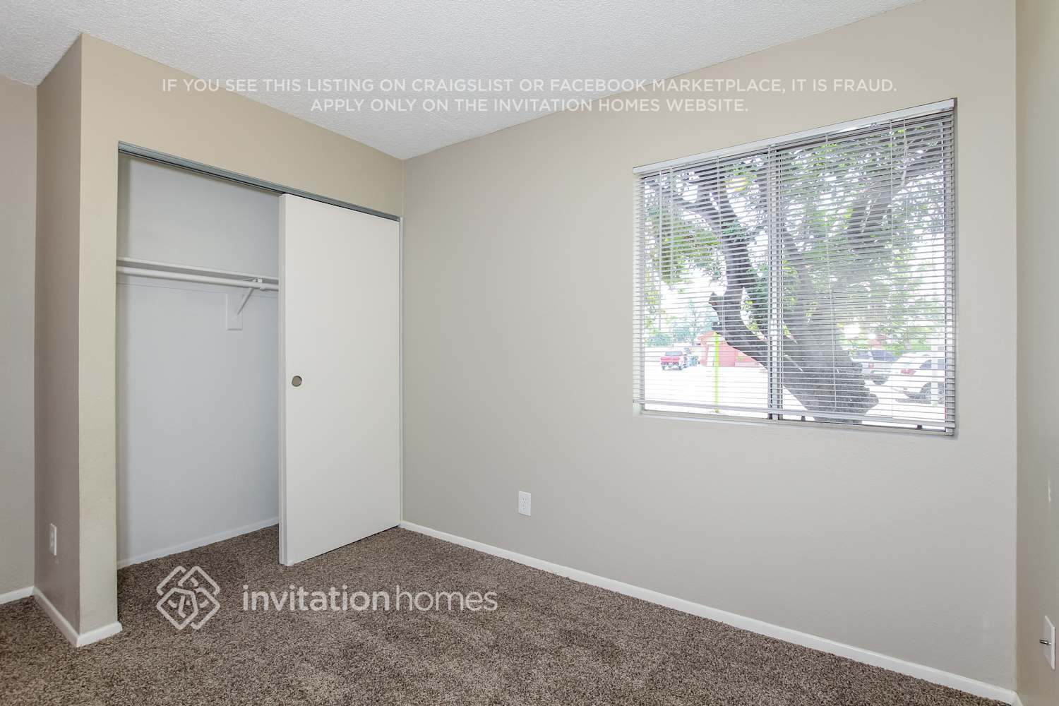 Building Photo - 7740 W Meadowbrook Ave