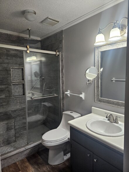 Building Photo - 536 Shadow Moss Dr