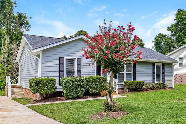 Building Photo - 2332 Quartz Ct