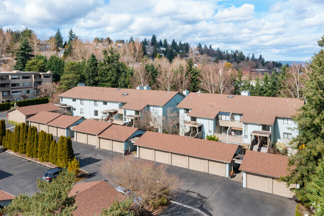 Building Photo - Parkpoint Condominium