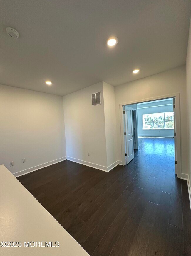Building Photo - 2707 Journey Ave