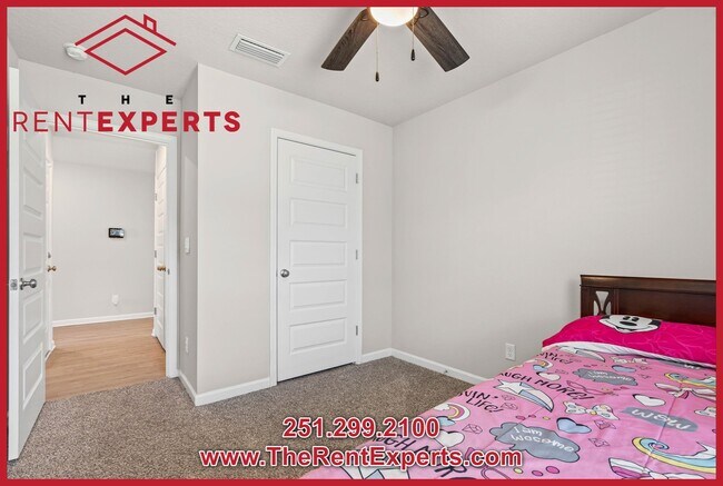 Building Photo - 2599 Cedarwood St