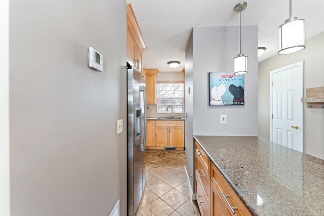Building Photo - 45 Waters Edge Dr