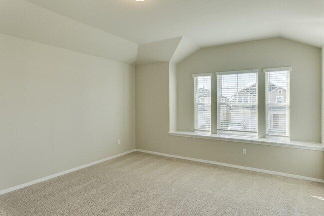 Building Photo - 412 Delta Crst