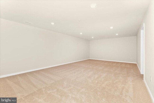 Building Photo - 461 Hanson St