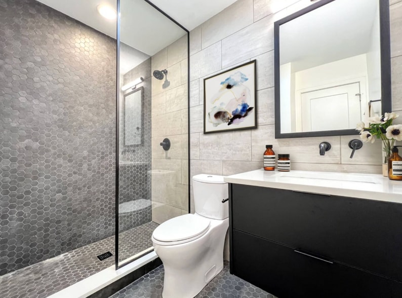 Building Photo - 941 W Grace St