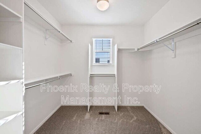 Building Photo - 5164 Preserve Pl