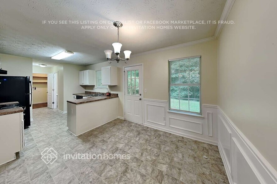 Building Photo - 3985 Melanie Woods Dr