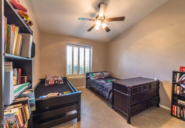 Building Photo - 13352 W Alvarado Dr