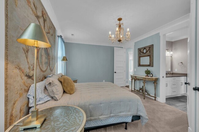 Building Photo - 5045 Kathryn Ave