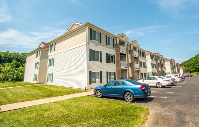 Building Photo - 4 bedroom, 4 bath unit overlooking the Mon River - Available 08/05/2026