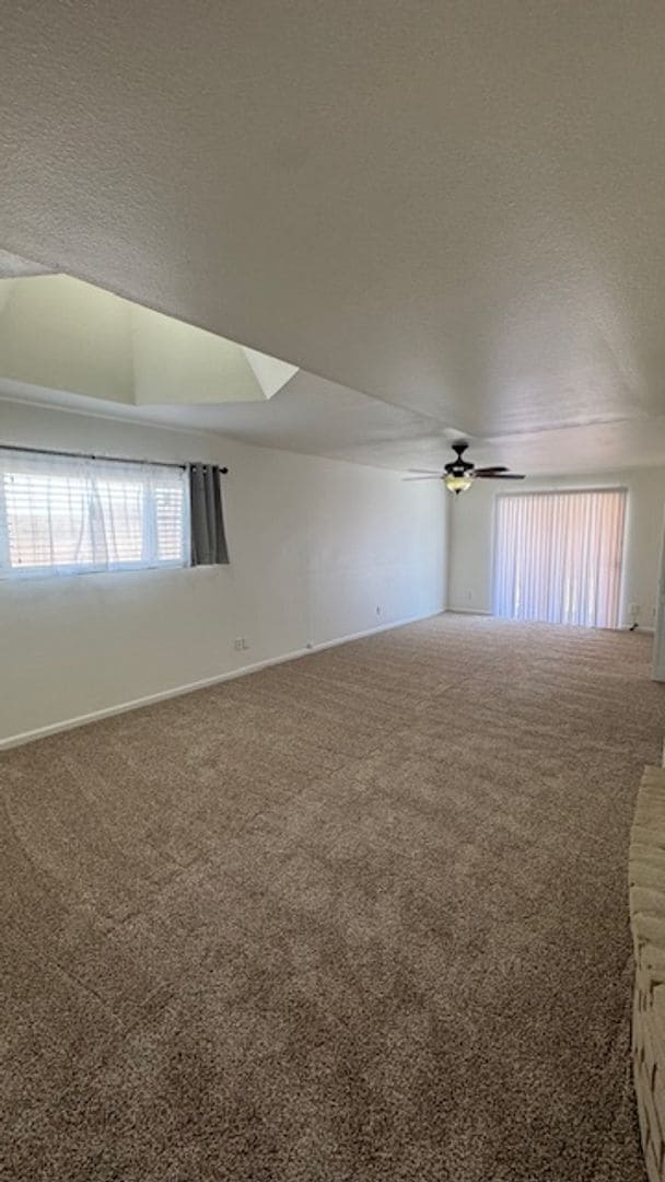 Building Photo - LONG TERM! 3 Bedroom 2.5 Bath Pool Home!