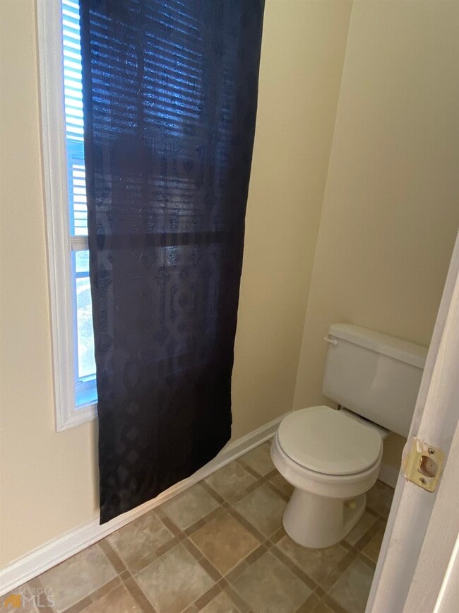 Building Photo - 5120 Roxton Ln