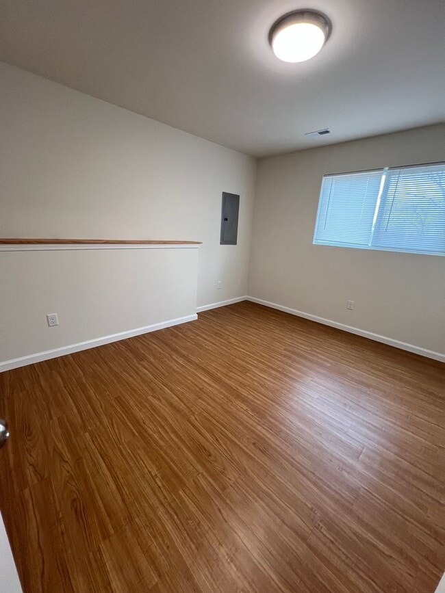 Building Photo - Brand New House 4 beds/2baths