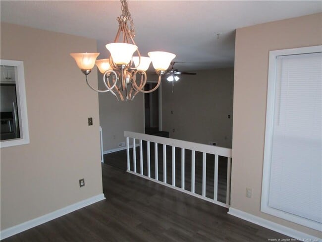Building Photo - 2120 Lothbury Dr