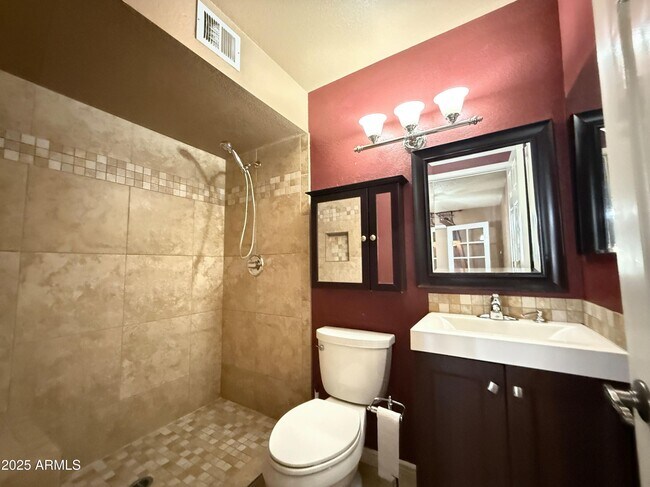 Building Photo - 5110 W Wood Dr
