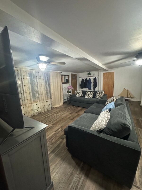 Building Photo - 12831 Brandon St