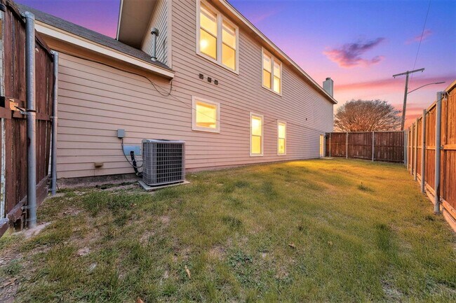 Building Photo - 4801-4803 Birchman Avenue, Fort Worth, Texas 76107