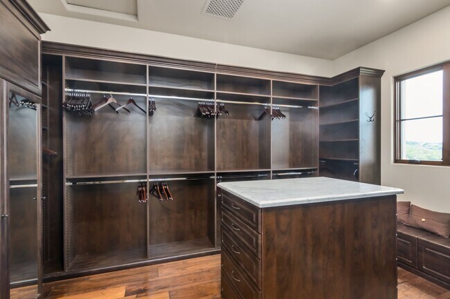 Building Photo - Flexible terms - A Rare Retreat hidden above the Canyons + Separate Guest House  Fully furnished:...