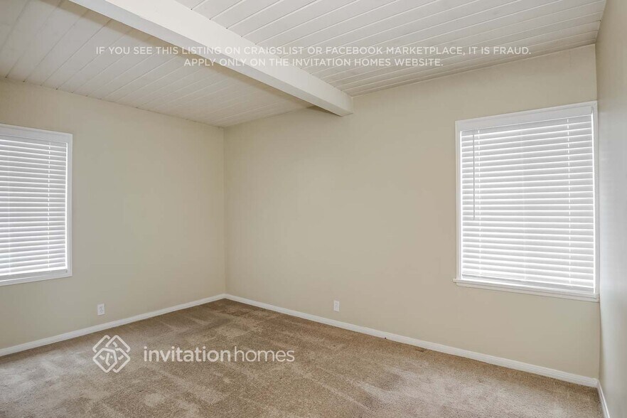 Building Photo - 3618 W 145th St