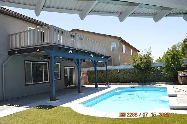 Building Photo - 249 Damara Ct