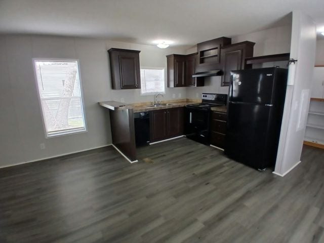 Building Photo - 1400 Banana Rd