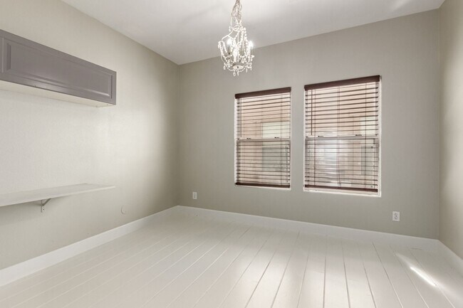 Building Photo - 21127 Avenida Del Valle Ct