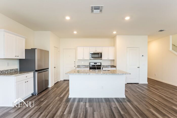 Building Photo - 5247 Dawn Break