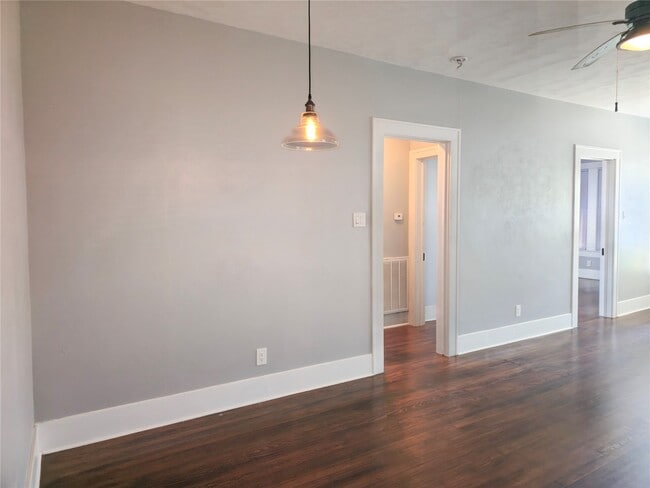 Building Photo - 4302 Ave Q 1/2