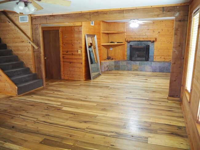 Building Photo - 9561 Hames Rd