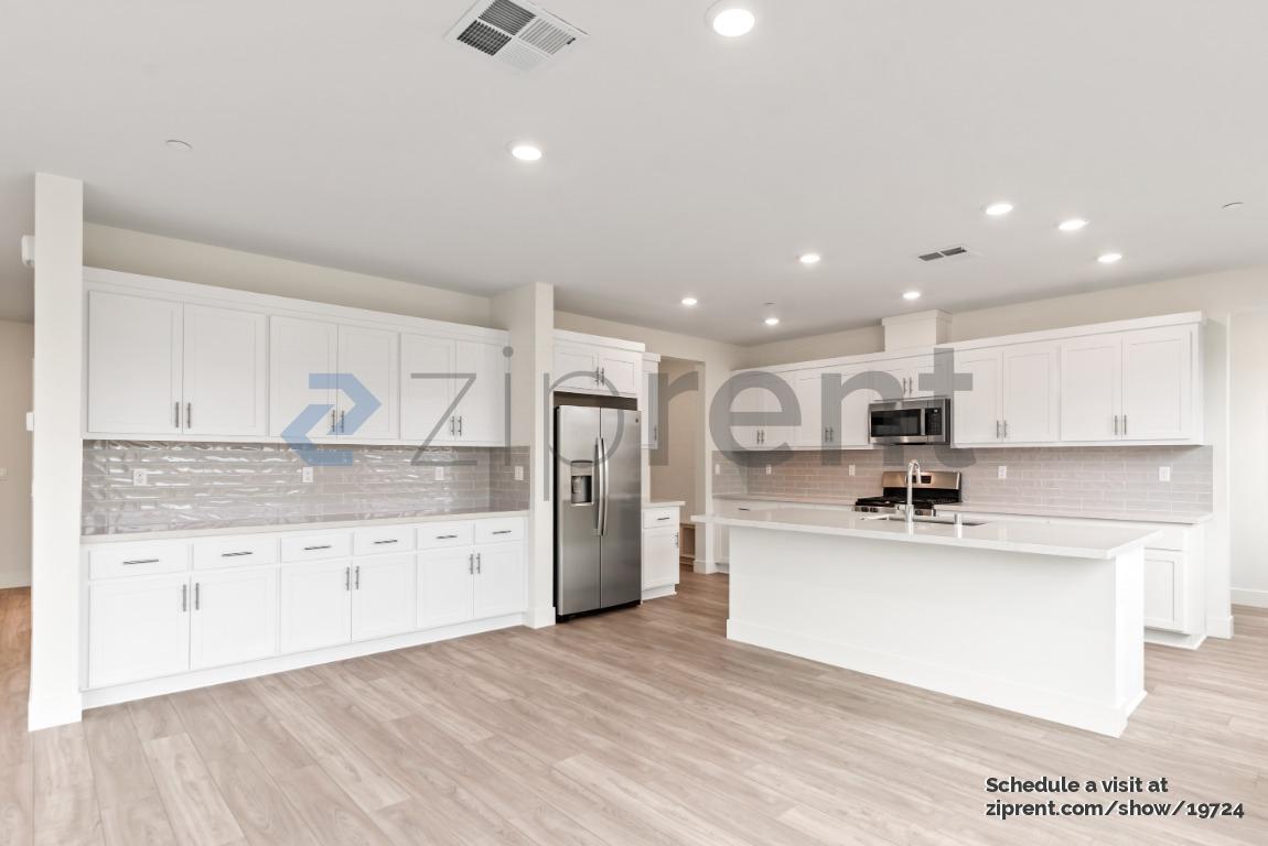 Building Photo - 5418 Paularo Wy