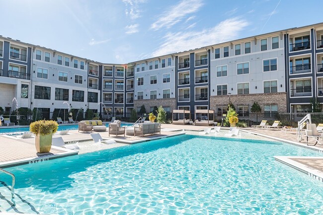 Two Saltwater Pools with Sun Decks - Cortland Allen Station