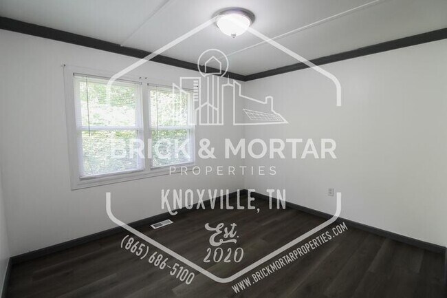 Building Photo - 170 W Wadsworth Cir