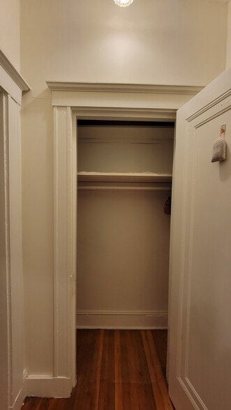 Hallway closet - 21 Westbourne Ter